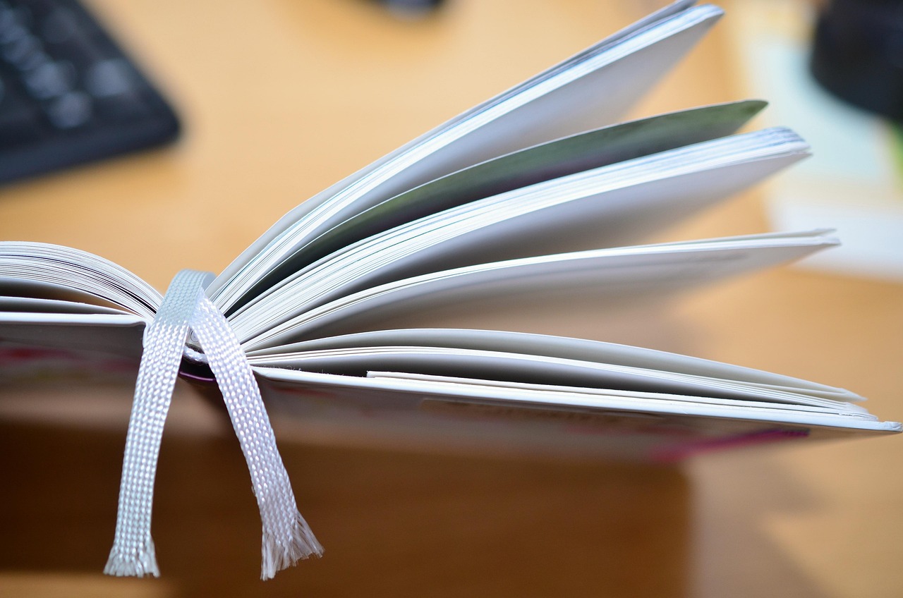 a book, desk, notes, book pages, office, pages, write
